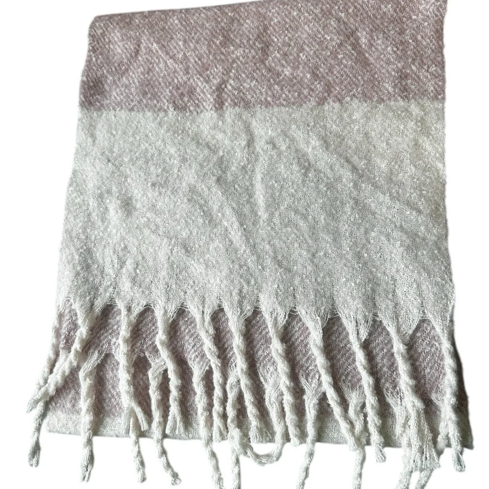 Gentle Fawn Cozy Oversized Fringe Trim Blanket Scarf NWT